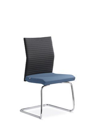 Крісло LD SEATING ELEMENT 441-Z-N4 для відвідувачів, на полозах 126270 фото